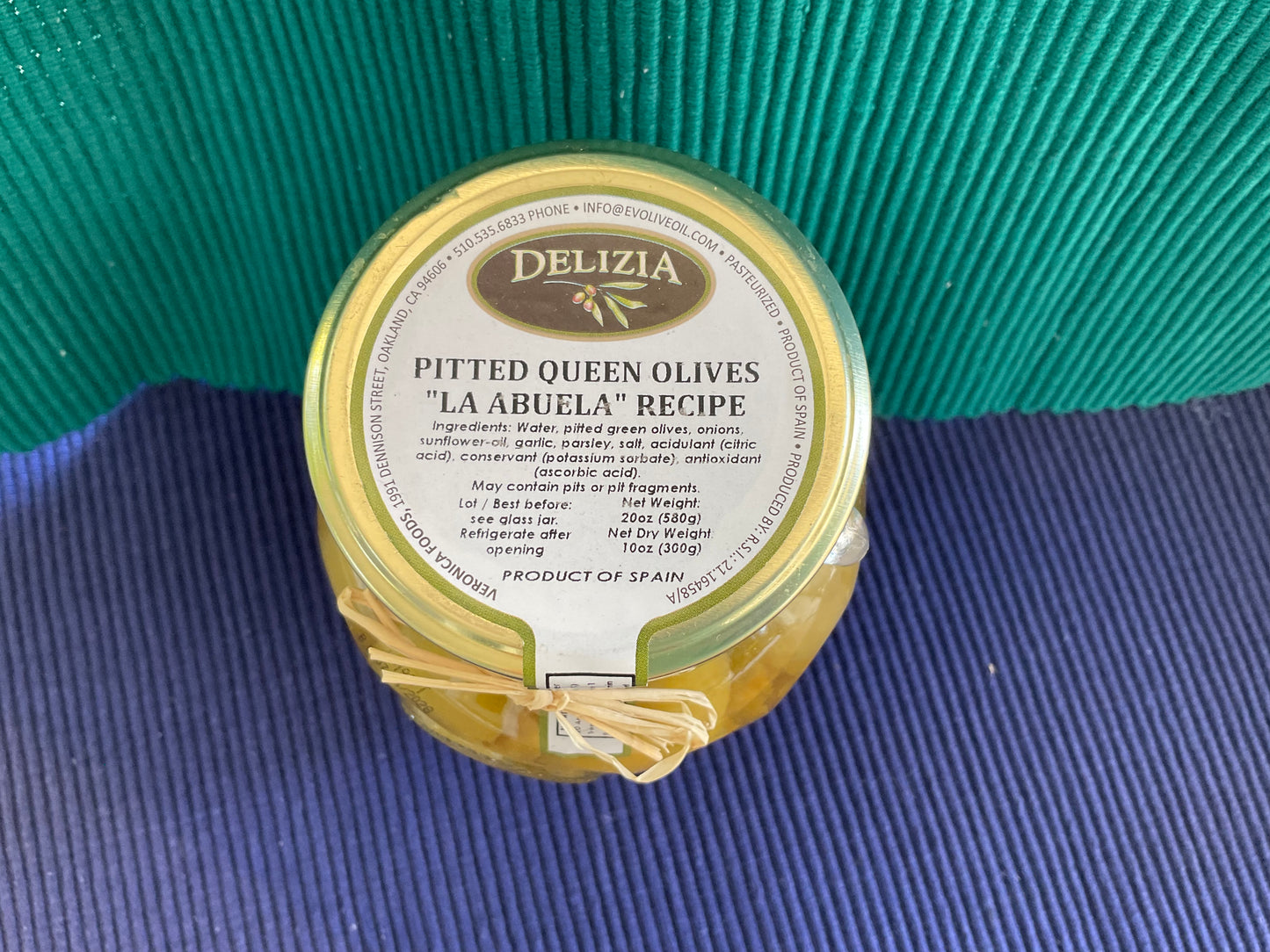 Queen Pitted Olives